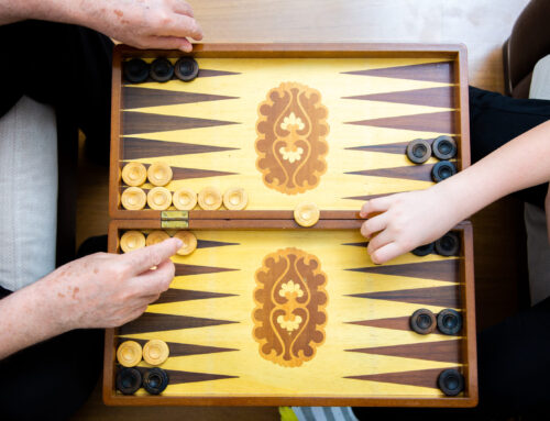 7 Games to Play with Your Grandkids That Don’t Involve Screens